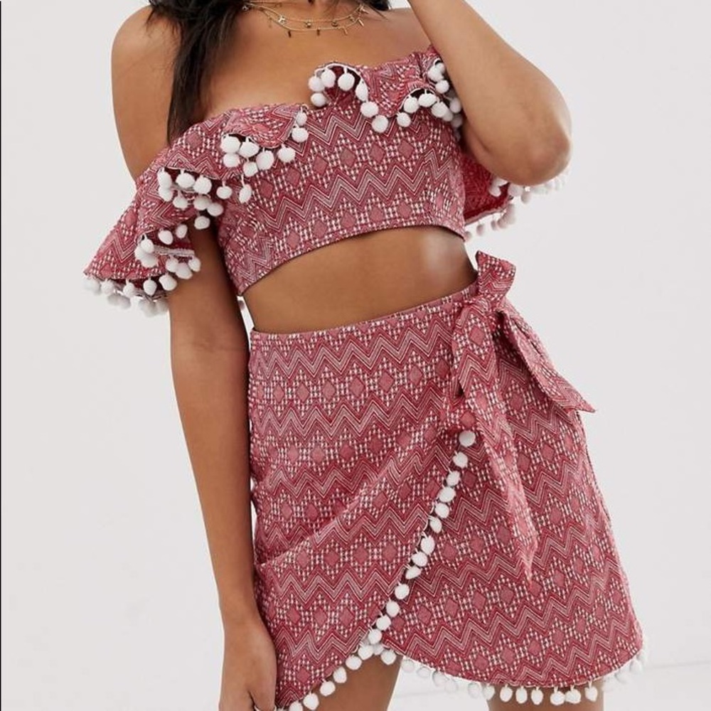 🍒🍒ASOS Pom Pom Two Piece Set🍒🍒